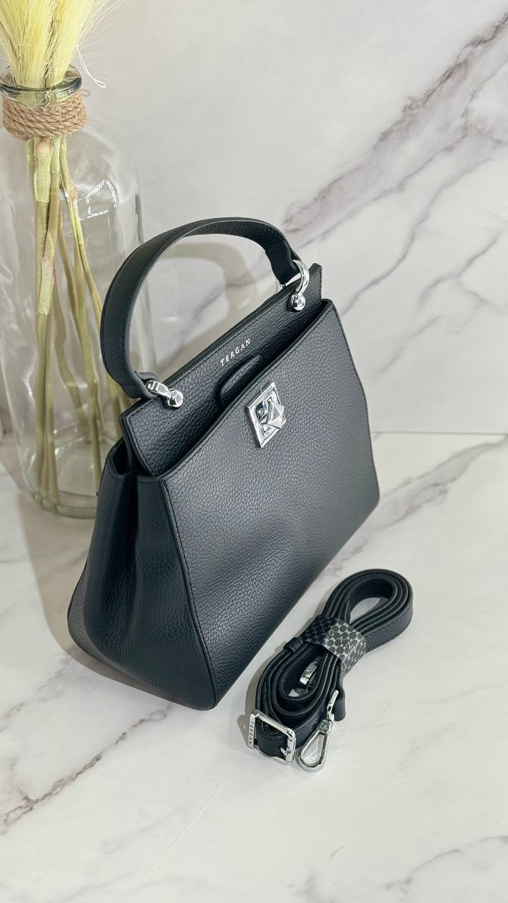 The Perfect Bag for a Stylish Life by TERGAN
