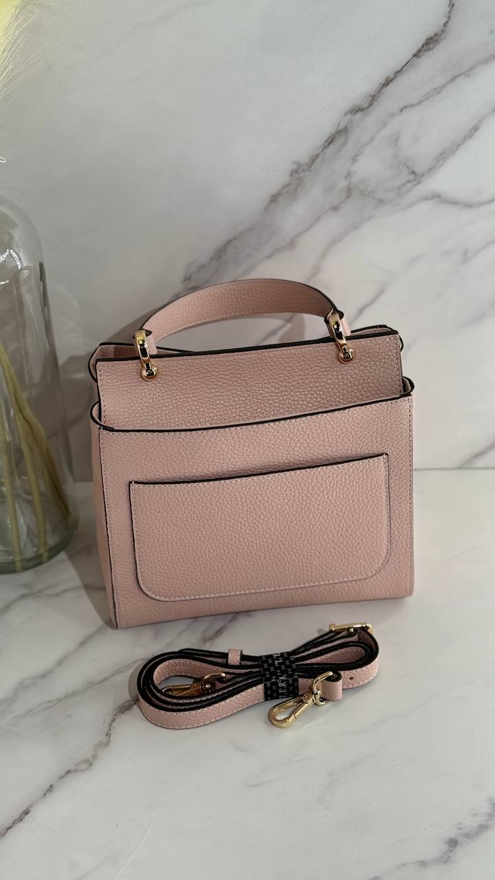 The Perfect Bag for a Stylish Life by TERGAN