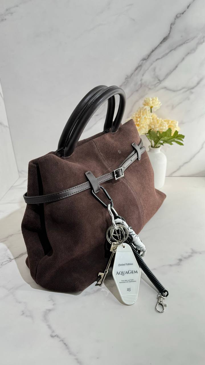 LuxeSuede – Premium Suede and Leather Handbag with Adjustable Strap
