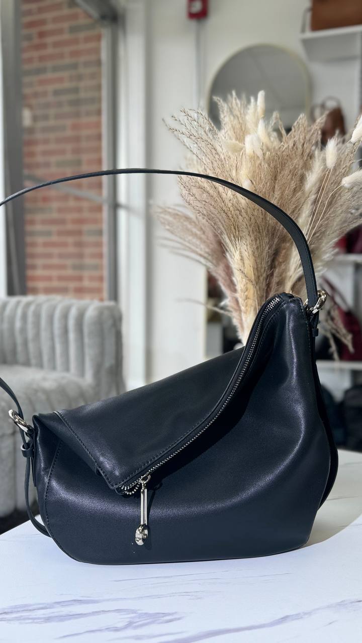 Eclipse Luxe – The Epitome of Modern Elegance