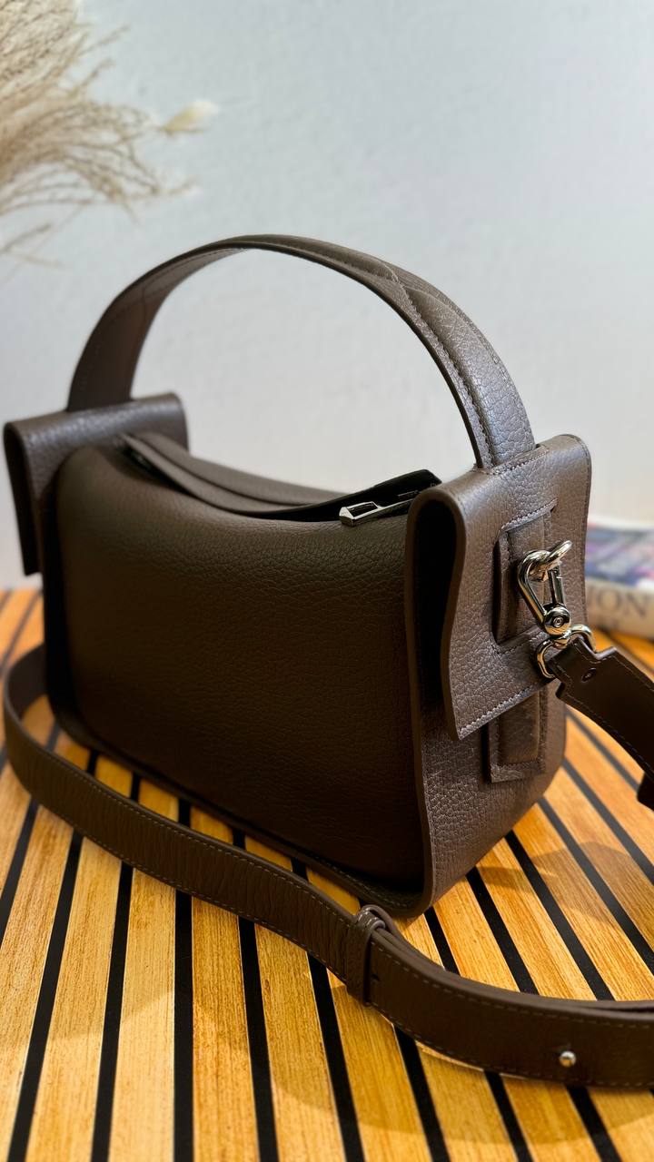 Luxe Structura – The Epitome of Modern Elegance