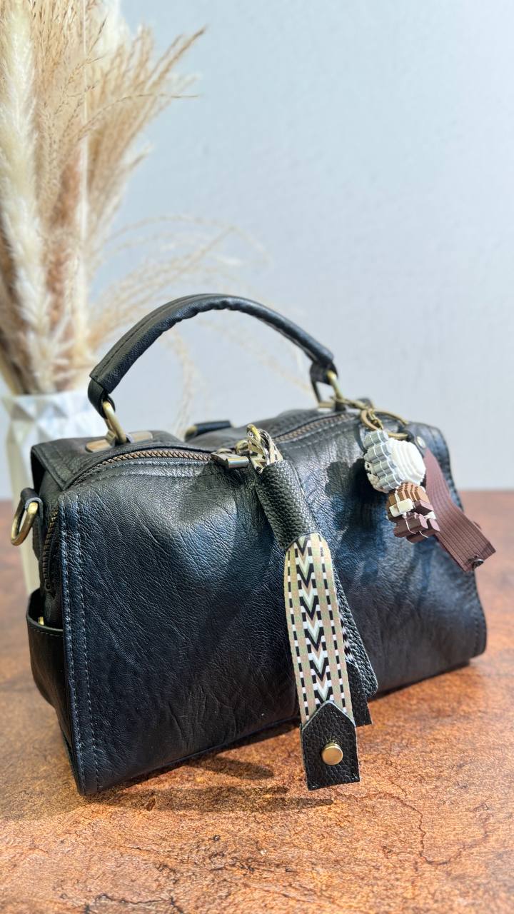 URBAN CHIC Bag-Backpack – Freedom of Style in Every Move