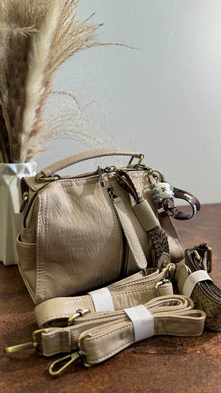 URBAN CHIC Bag-Backpack – Freedom of Style in Every Move