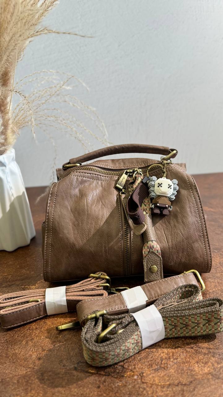 URBAN CHIC Bag-Backpack – Freedom of Style in Every Move