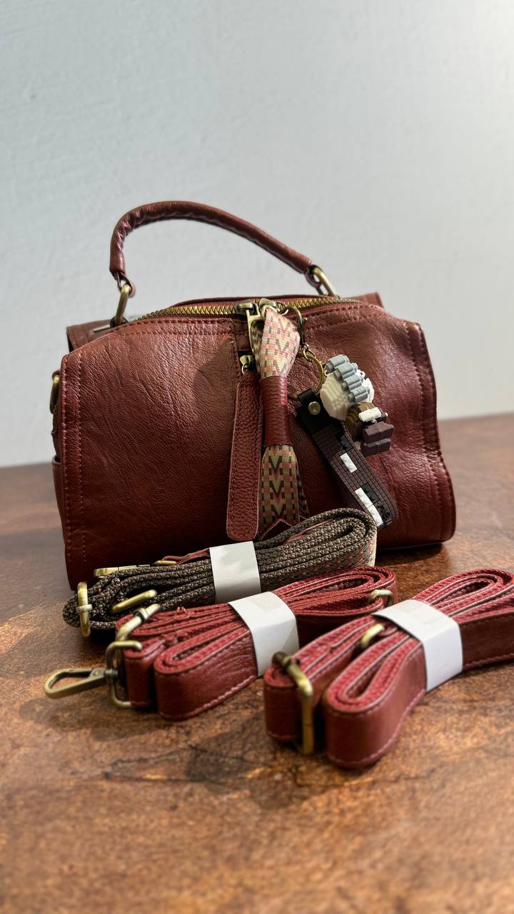 URBAN CHIC Bag-Backpack – Freedom of Style in Every Move