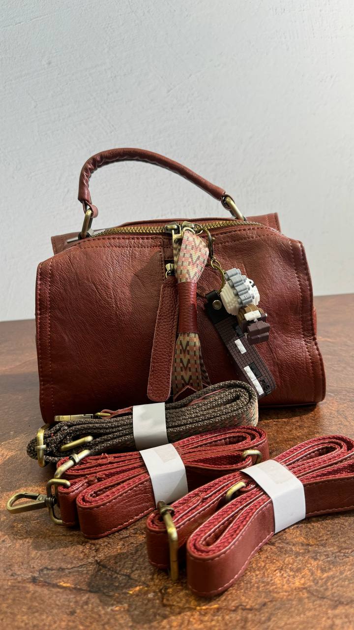 URBAN CHIC Bag-Backpack – Freedom of Style in Every Move