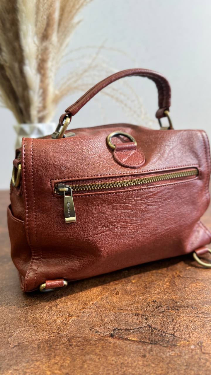 URBAN CHIC Bag-Backpack – Freedom of Style in Every Move