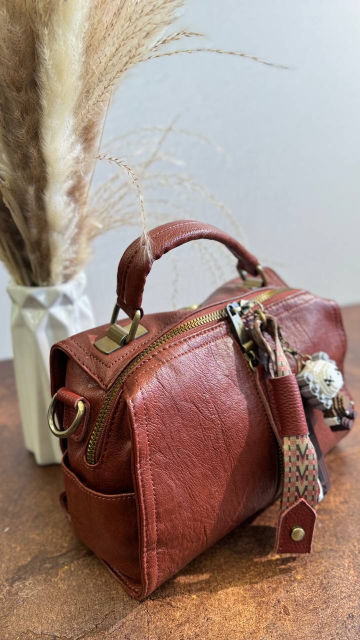 URBAN CHIC Bag-Backpack – Freedom of Style in Every Move