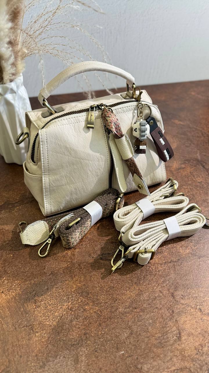URBAN CHIC Bag-Backpack – Freedom of Style in Every Move