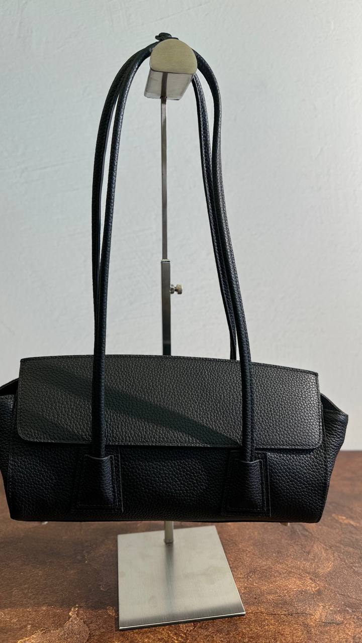 Élégance Bag – A Timeless Icon of Style