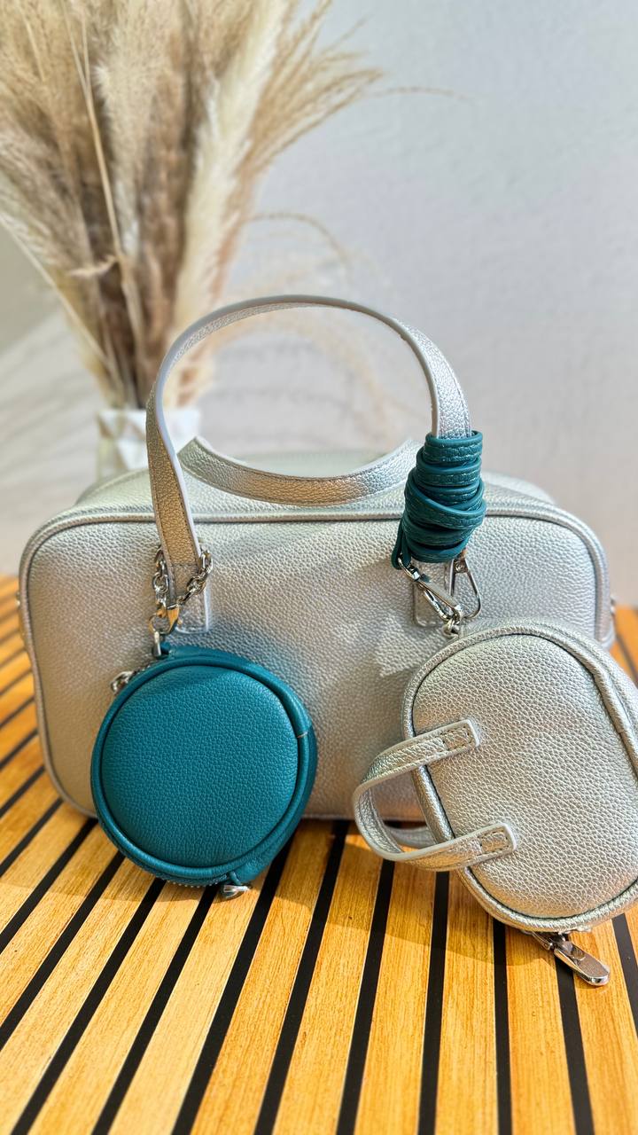 VIVIENNE Bag – Functional Style in Every Detail