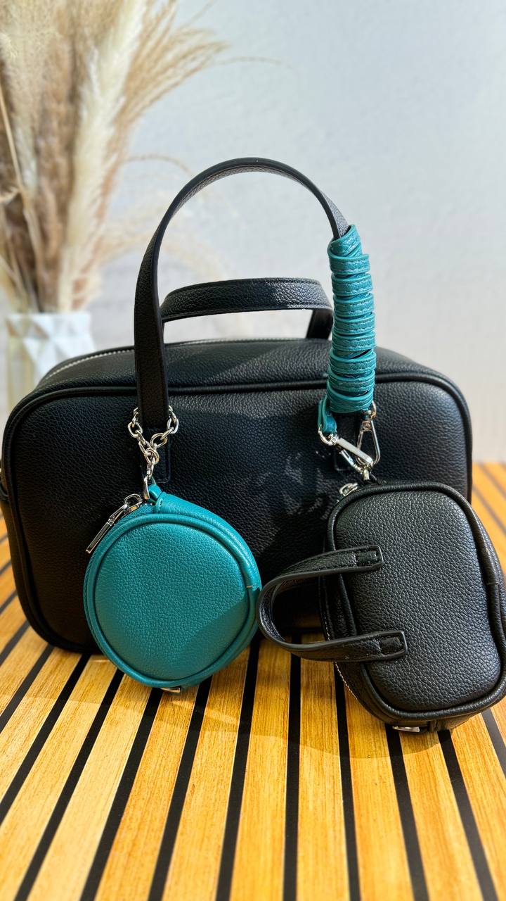 VIVIENNE Bag – Functional Style in Every Detail