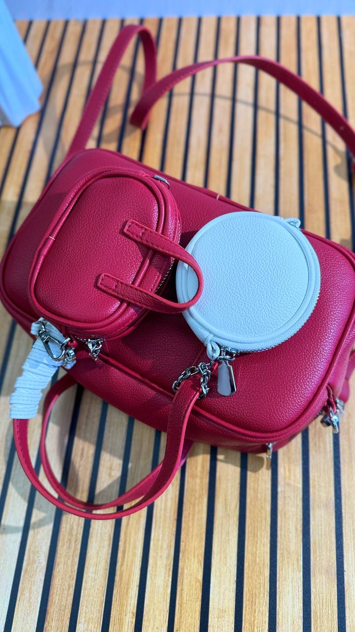 VIVIENNE Bag – Functional Style in Every Detail