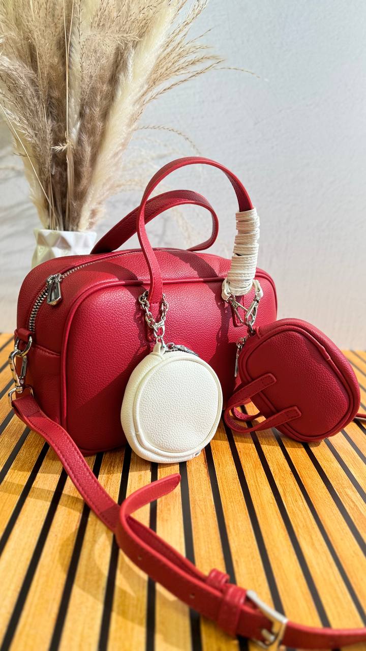 VIVIENNE Bag – Functional Style in Every Detail