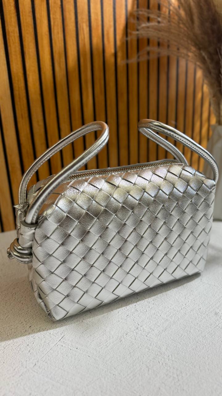 Artisan Weave™ – The Art of Texture