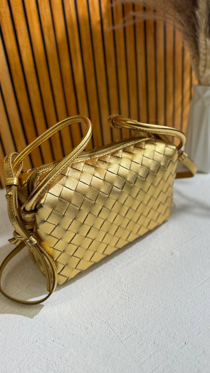 Artisan Weave™ – The Art of Texture