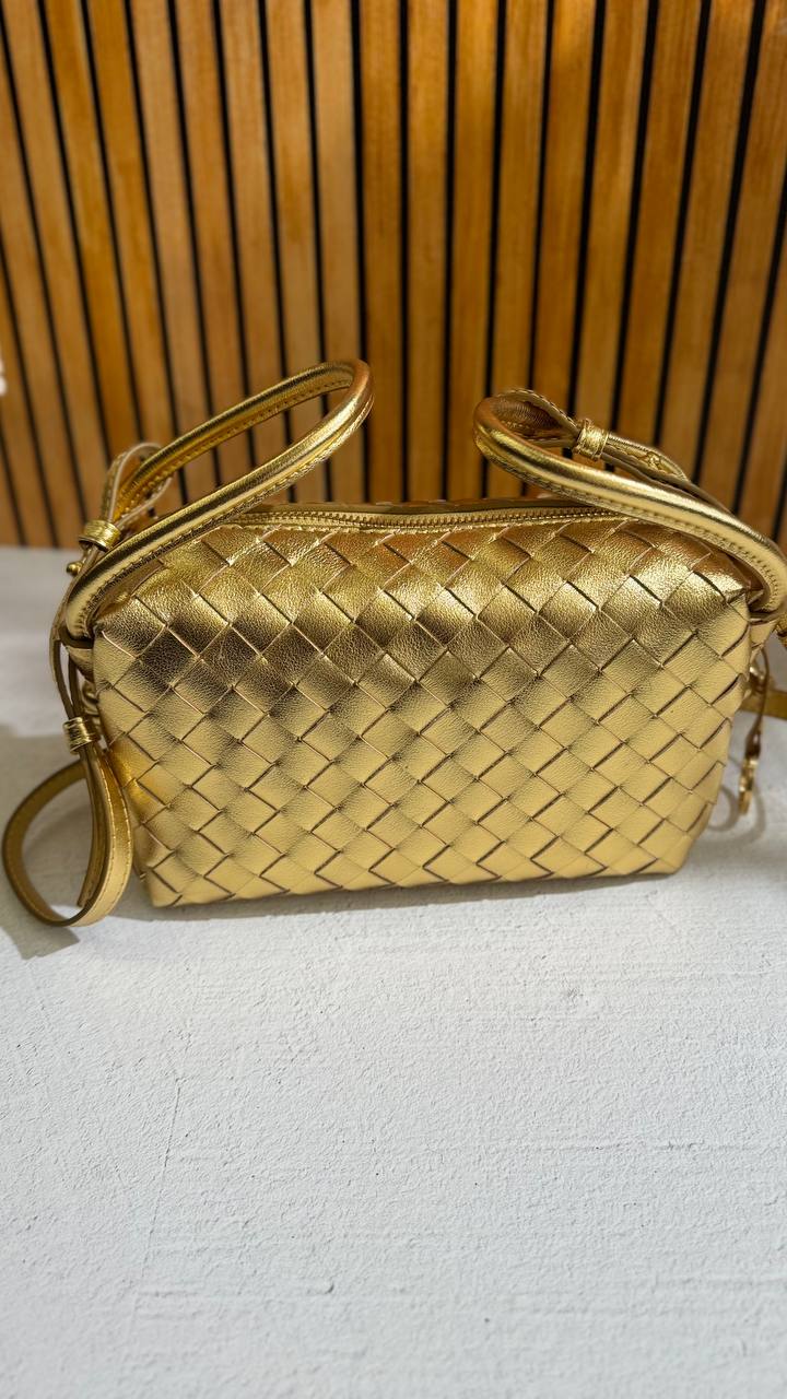 Artisan Weave™ – The Art of Texture