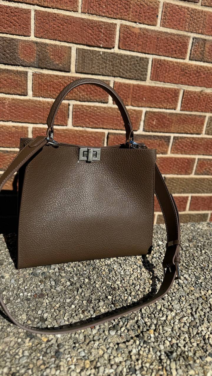 GRANDEUR Bag – Elegance and Functionality in Every Detail