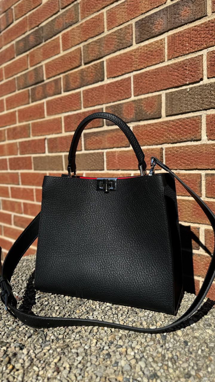 GRANDEUR Bag – Elegance and Functionality in Every Detail
