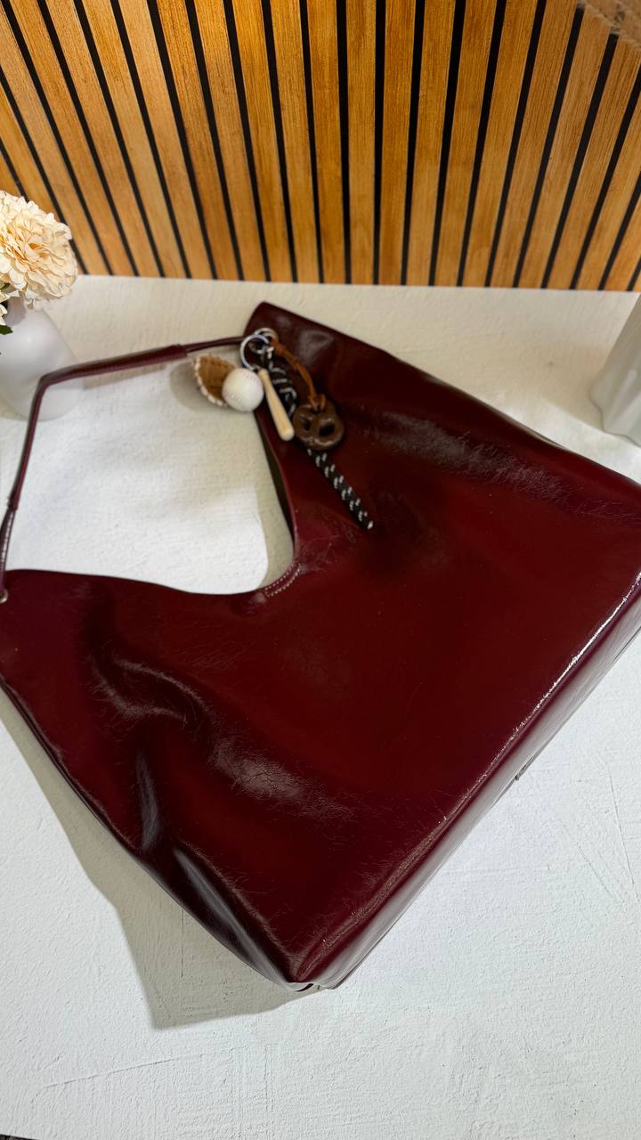 Grande Vita – Leather Shopper with Cosmetic Bag