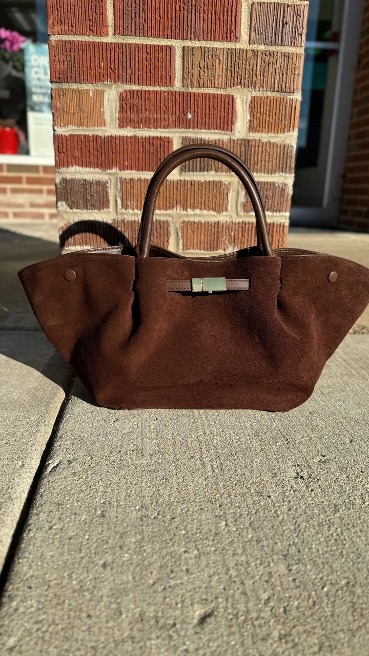 Saya Bag - An Italian bag made of genuine suede