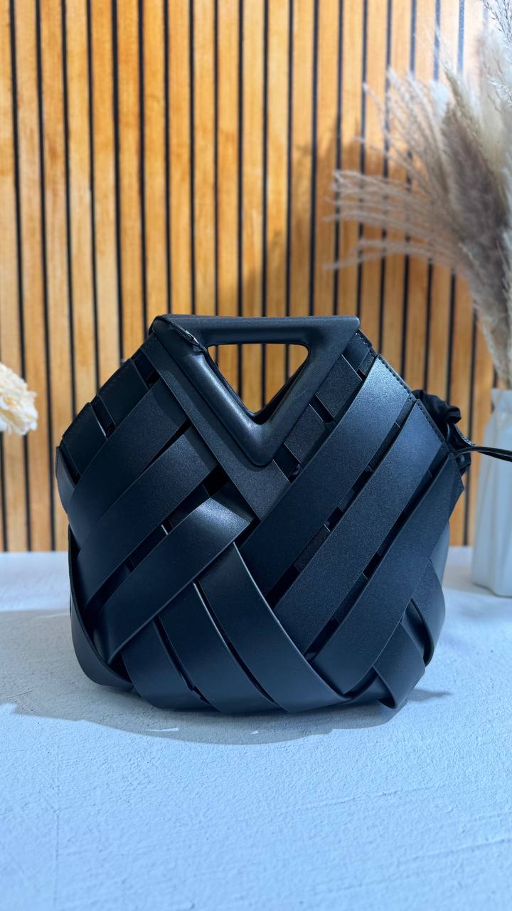 The Statement Weave Bag-A Bold Statement in Genuine Leather
