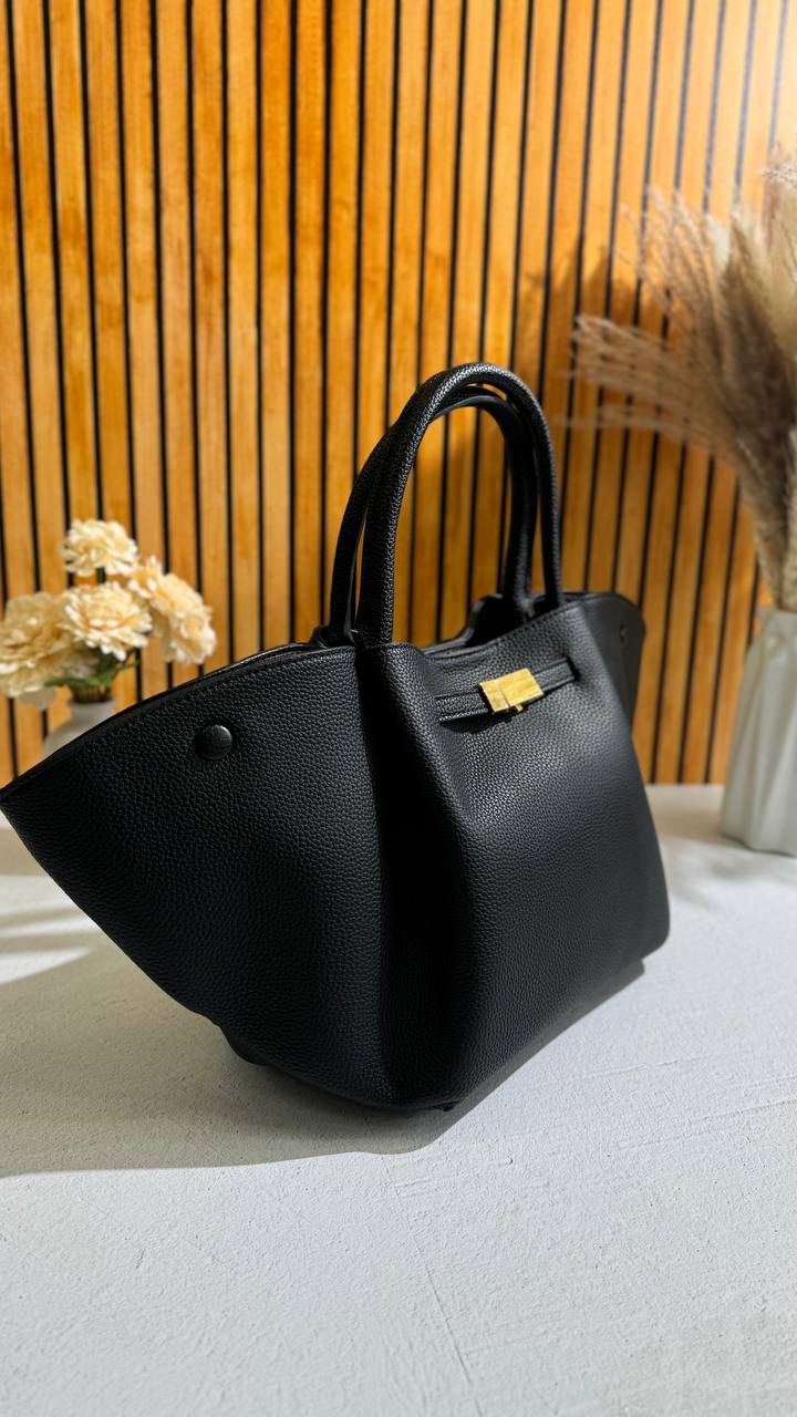 Tote Bag “BellaVita” – Italian Chic and Practicality in Every Detail