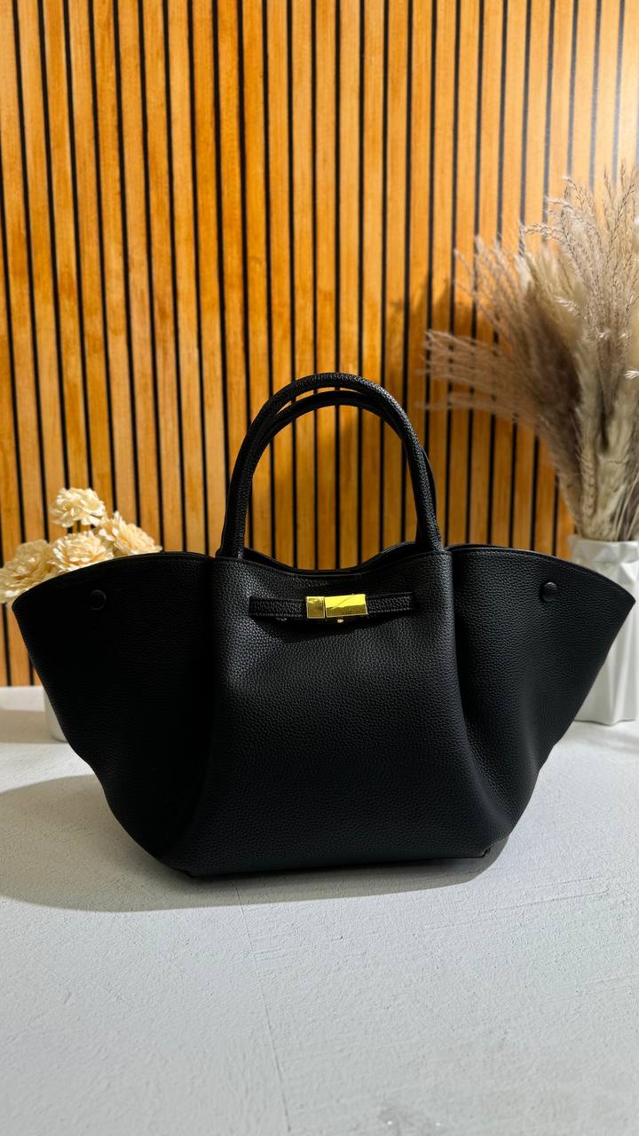 Tote Bag “BellaVita” – Italian Chic and Practicality in Every Detail
