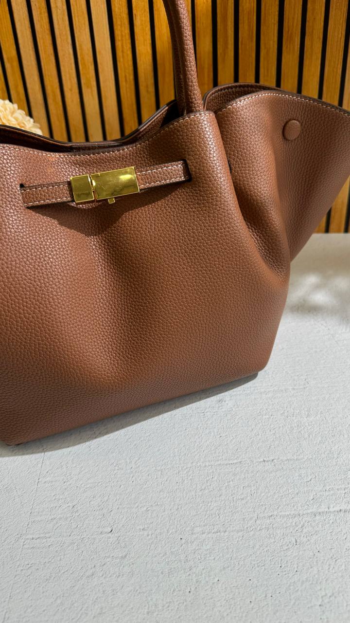 Tote Bag “BellaVita” – Italian Chic and Practicality in Every Detail