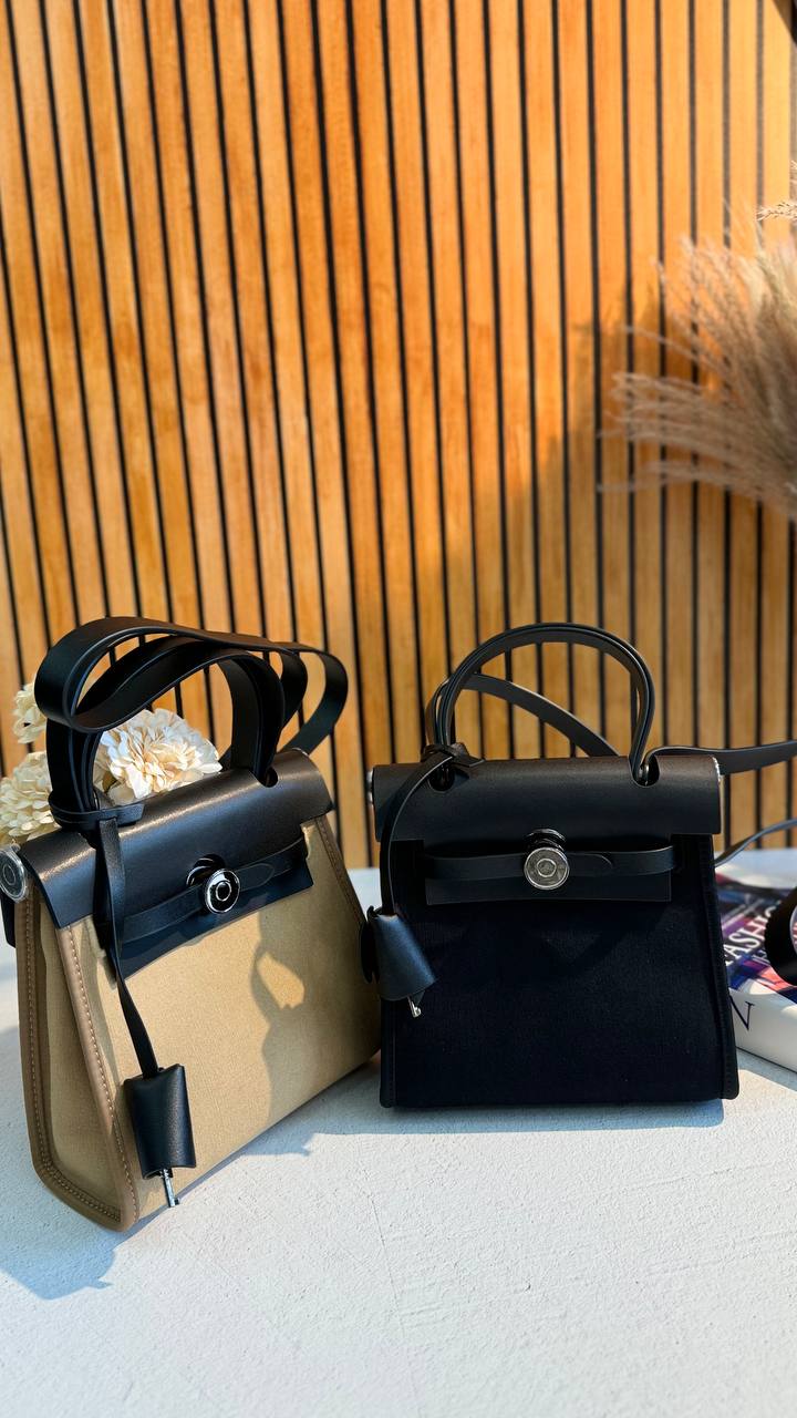 Bag “Chic Métropole” – A Stylish Balance of Leather and Textile