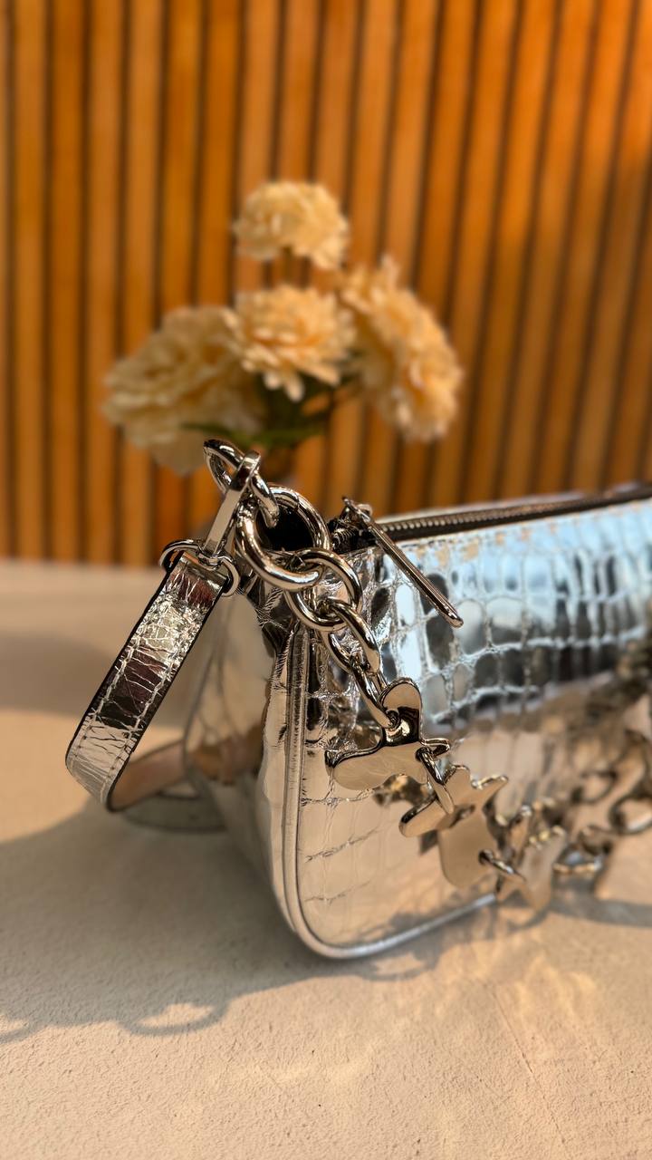 Lustrous Elegance Leather Shoulder Bag