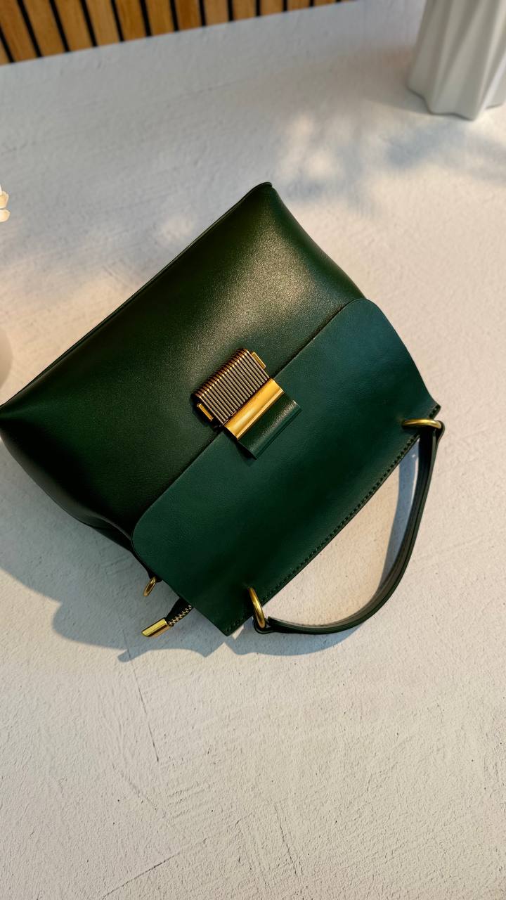 Eterna Luxe – The Embodiment of Elegance