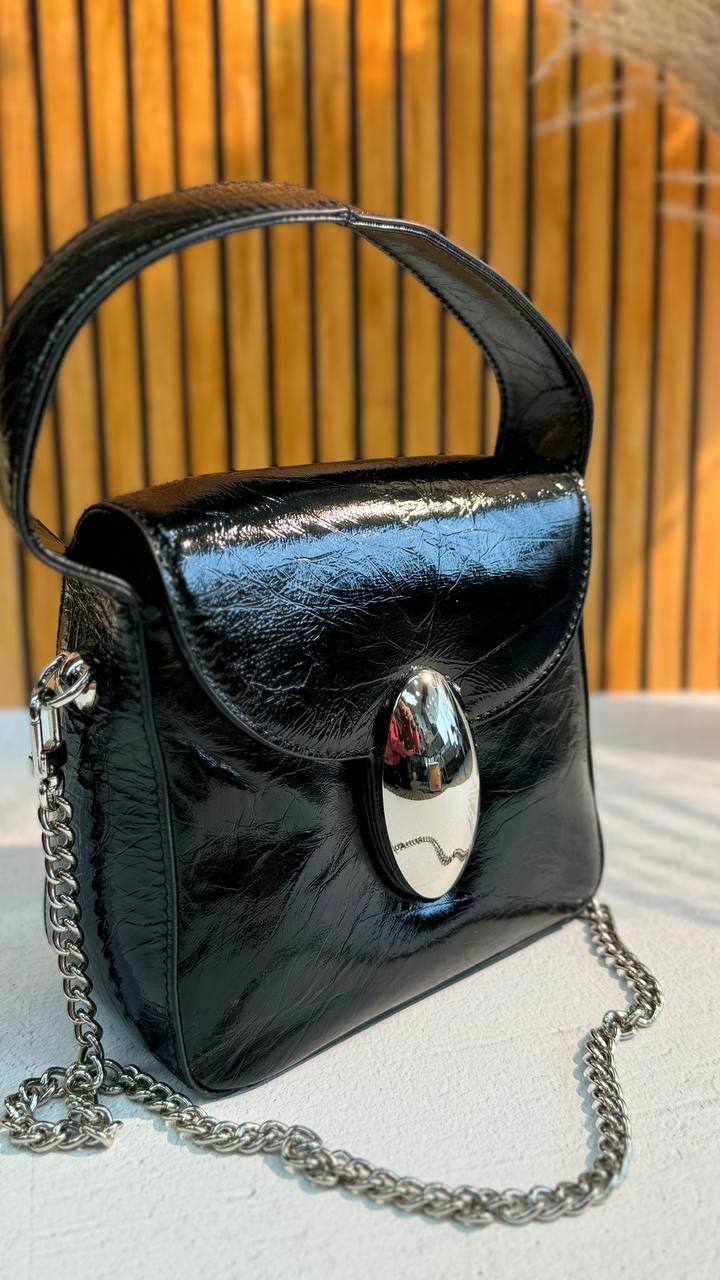 Genuine Leather Bag Silver Luxe – A Stylish Accessory for Everyday and Special Occasions