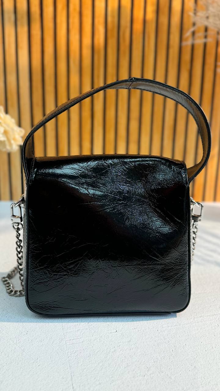 Genuine Leather Bag Silver Luxe – A Stylish Accessory for Everyday and Special Occasions