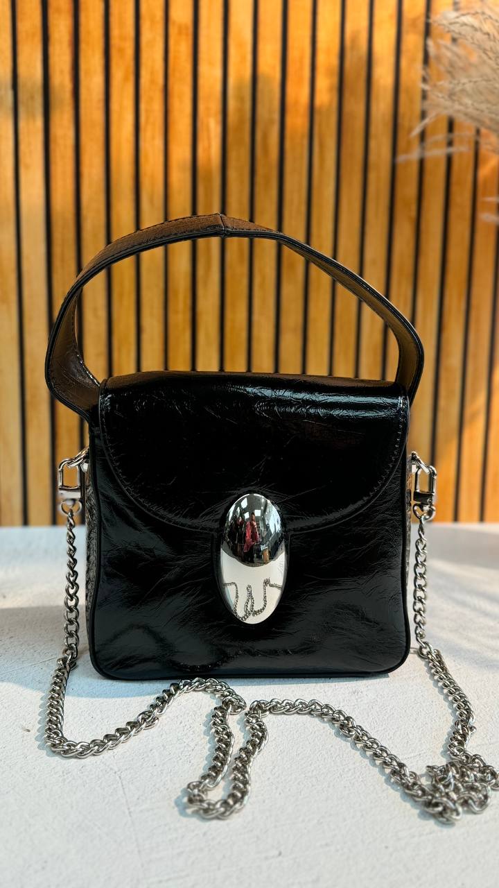Genuine Leather Bag Silver Luxe – A Stylish Accessory for Everyday and Special Occasions