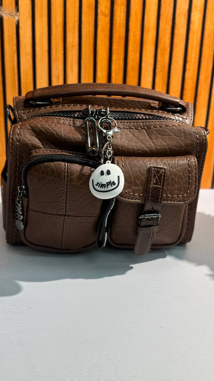 Urban Luxe Crossbody Bag – Style and Functionality in One Accessory