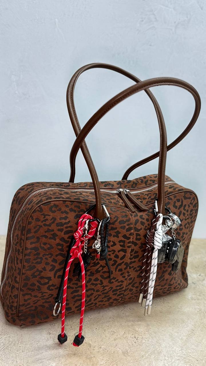 Wild Elegance – a handbag made of genuine leather and suede