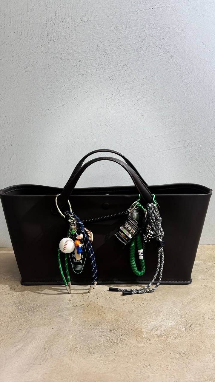 Bag in Genuine Leather and Suede – Elegance and Style in Every Detail.