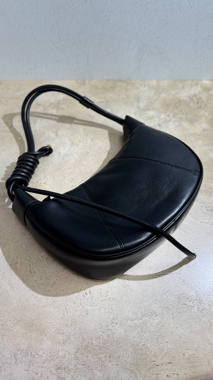 Elegant Adjustable Leather Shoulder Bag
