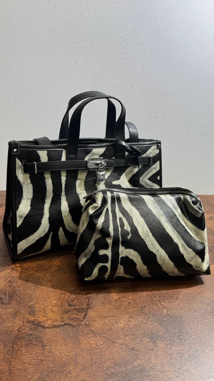 “Savanna Luxe” 2-in-1 Textured Vegan Leather Tote Set