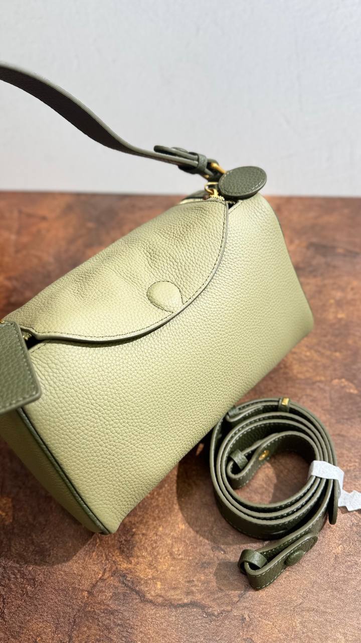 Madelyn Luxe” — Premium Leather Convertible Crossbody & Shoulder Bag