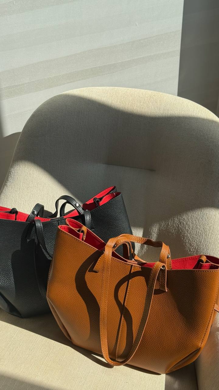 Italian genuine leather bag. Shopper