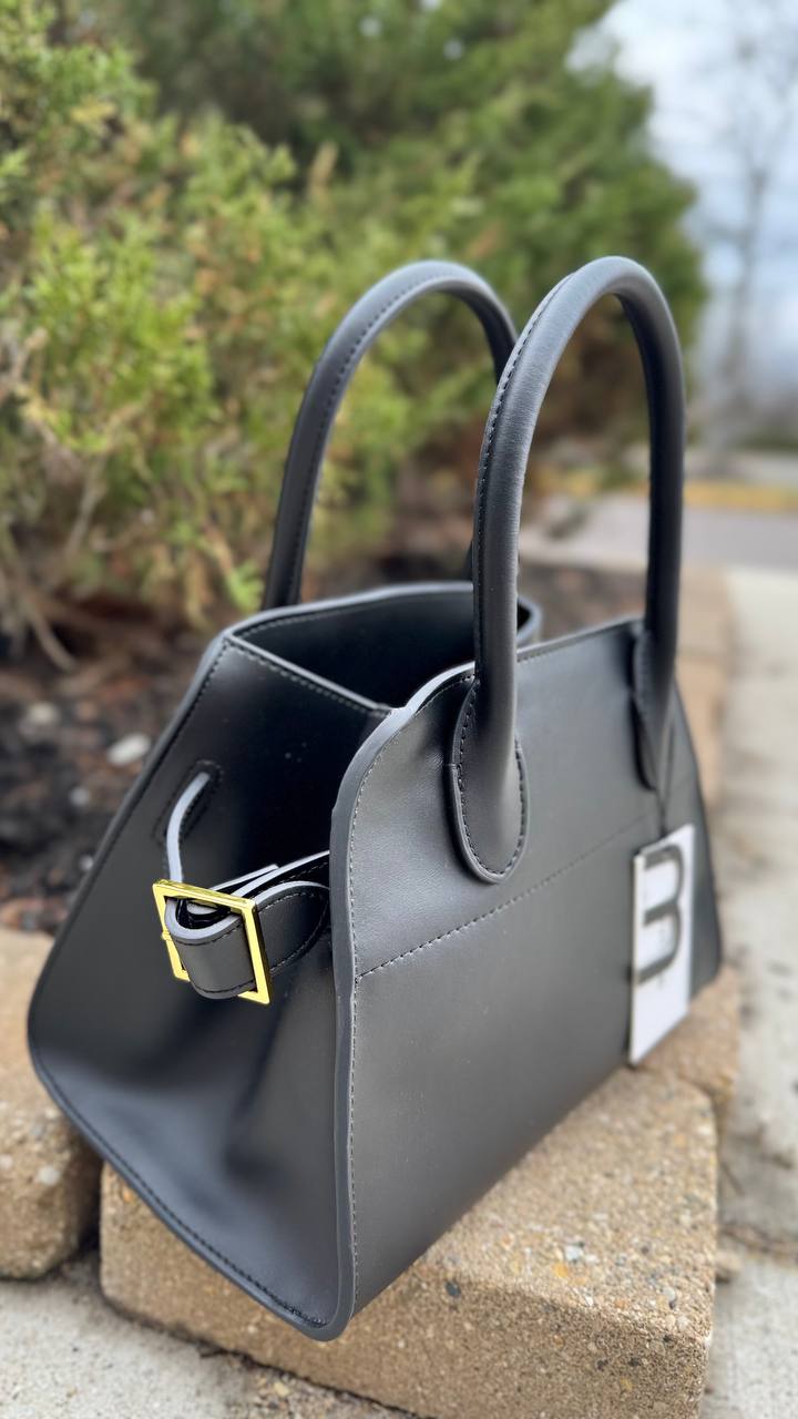 Savona – A Genuine Leather Bag That Embodies Style and Status