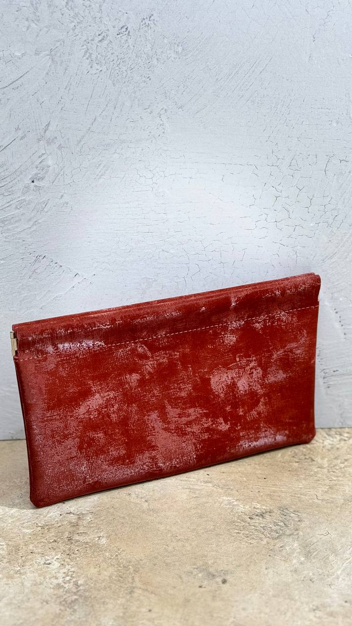 SilkVault” — The Ultimate Luxury Leather Pouch (Also Perfect for Glasses)