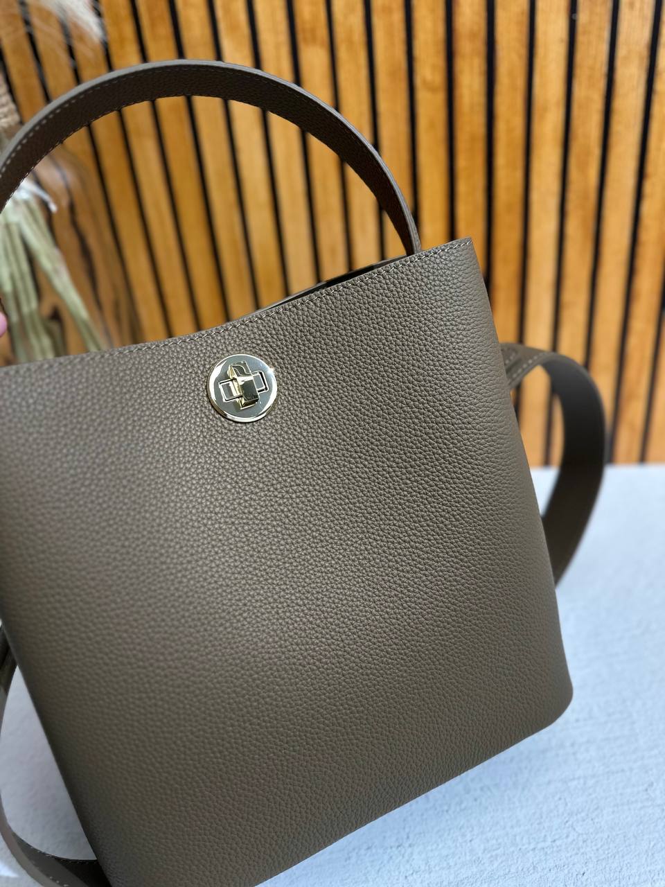 Monéva DuoLeather — Genuine Grained Leather Bag with Two Straps