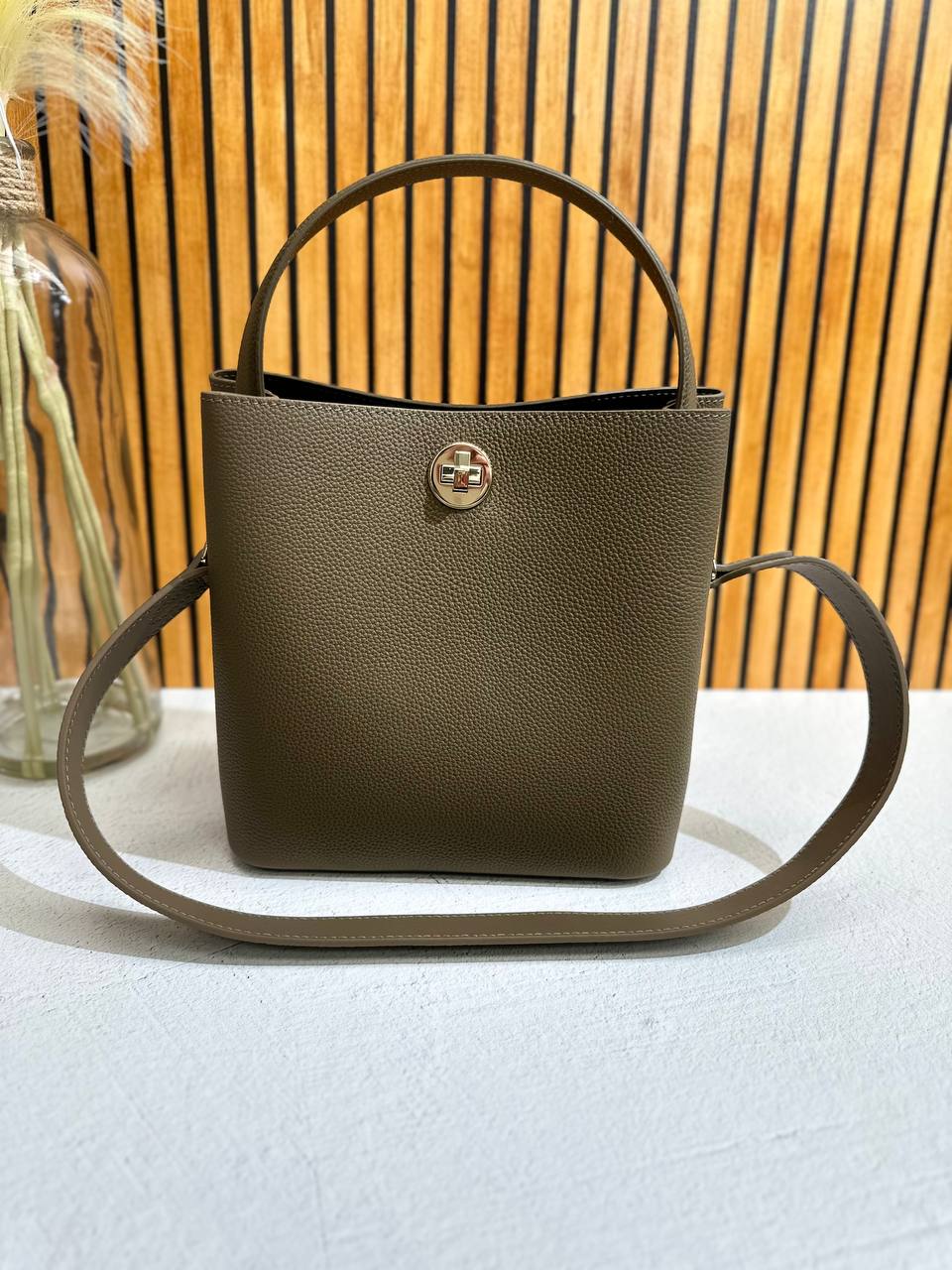Monéva DuoLeather — Genuine Grained Leather Bag with Two Straps