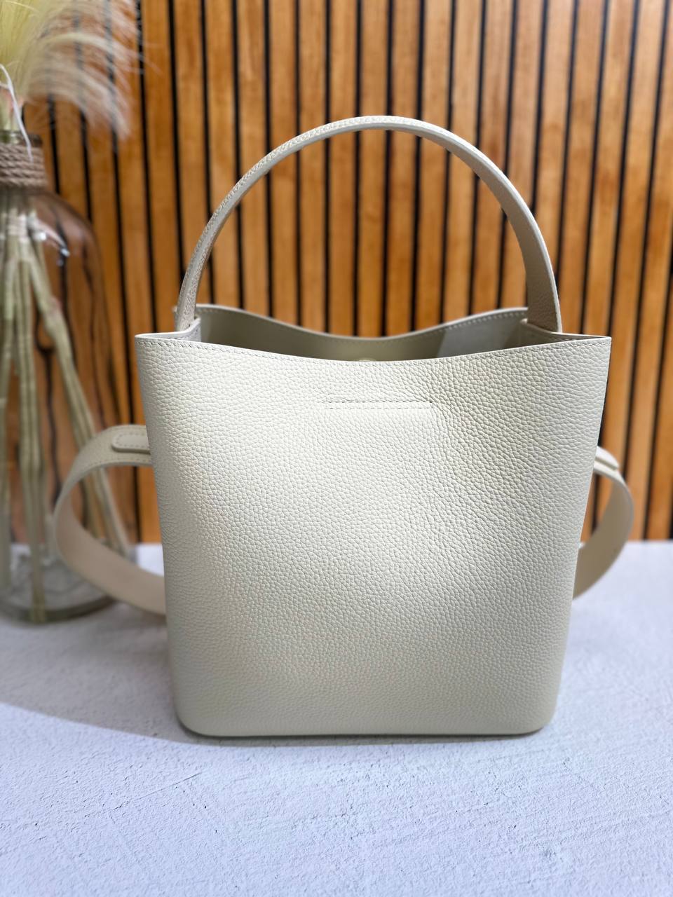 Monéva DuoLeather — Genuine Grained Leather Bag with Two Straps