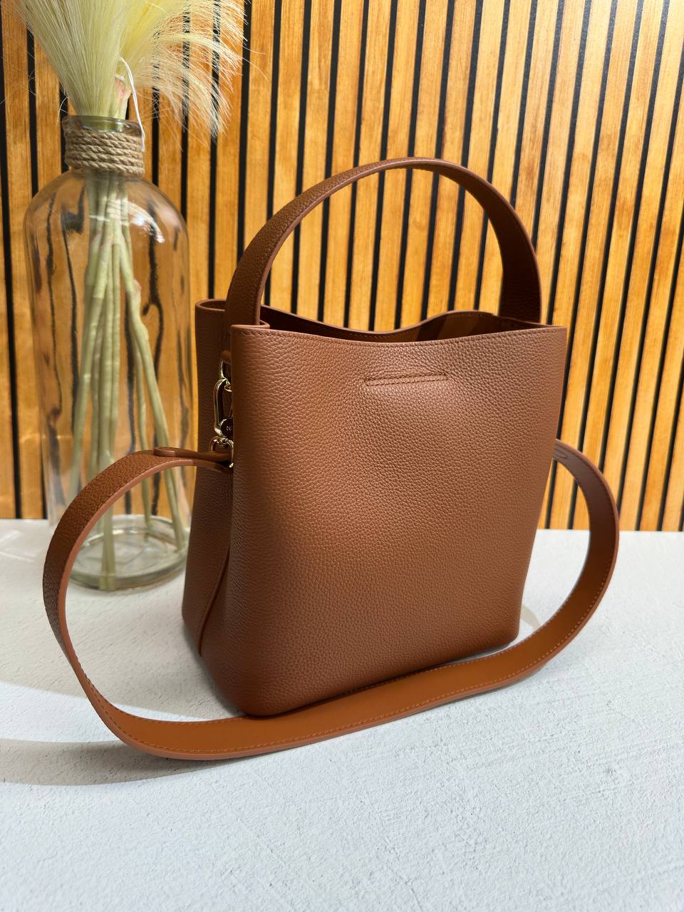 Monéva DuoLeather — Genuine Grained Leather Bag with Two Straps
