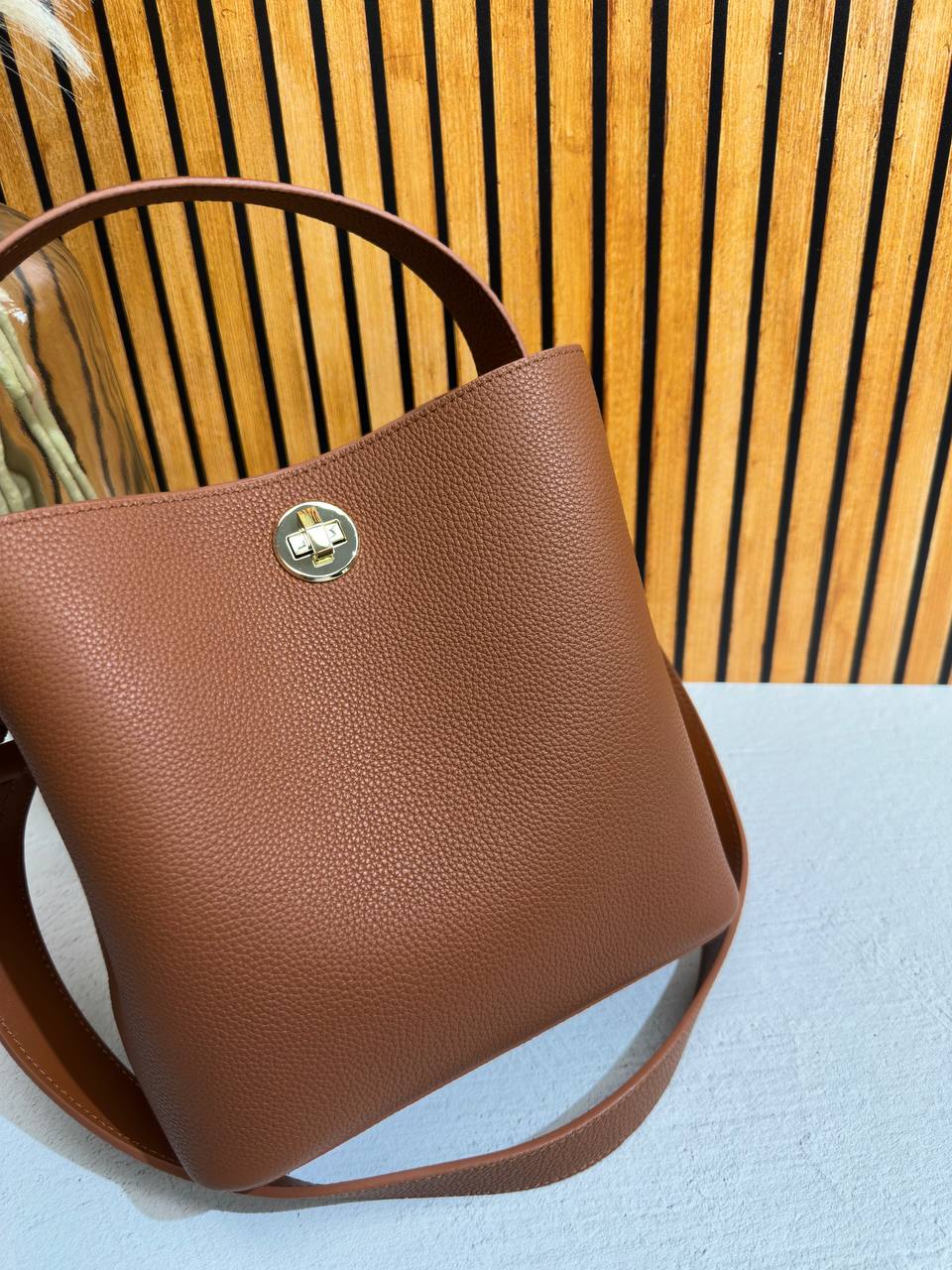 Monéva DuoLeather — Genuine Grained Leather Bag with Two Straps