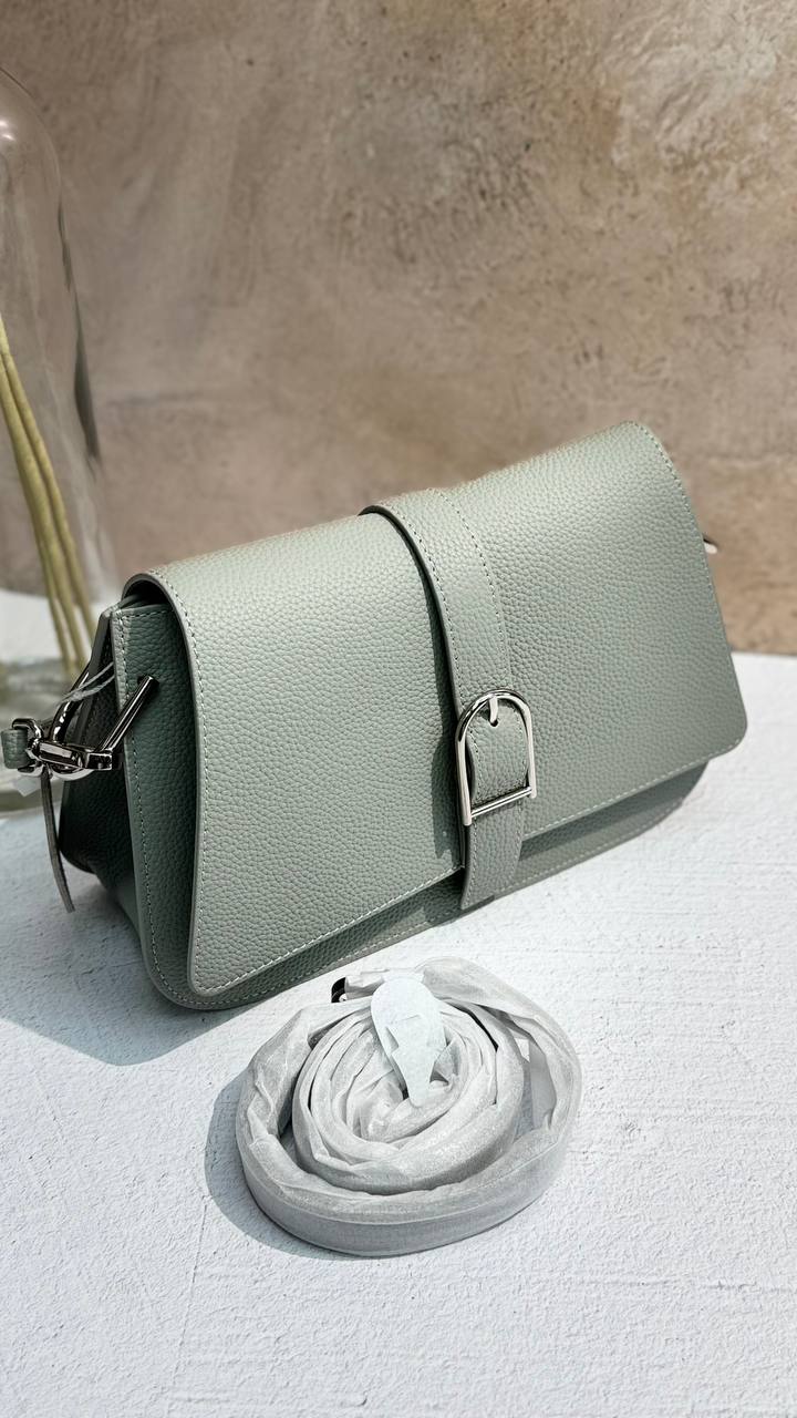LÉCLAT – Premium Genuine Leather Bag with Timeless Structure